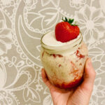 Strawberry cheesecake overnight oats